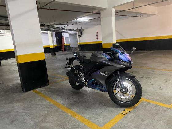 YAMAHA YZF R15 